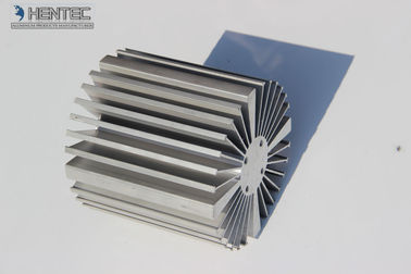 Biten İşleme ile Scratch / Peeling Alüminyum Profilleri Extrusions