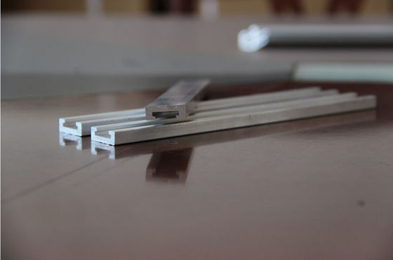 Alaşım-6060 / 6005 alüminyum ekstrüzyon kanal fabrikası tamamlanmak için LED ışık