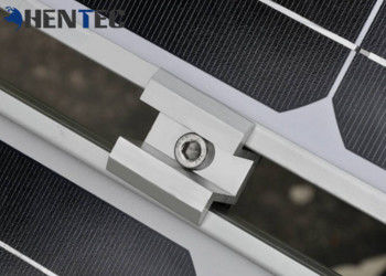 PV Orta Kelepçe Güneş Paneli Çatı Montaj Sistemleri 6063- T5 / 6060- T5 / 6082- T6