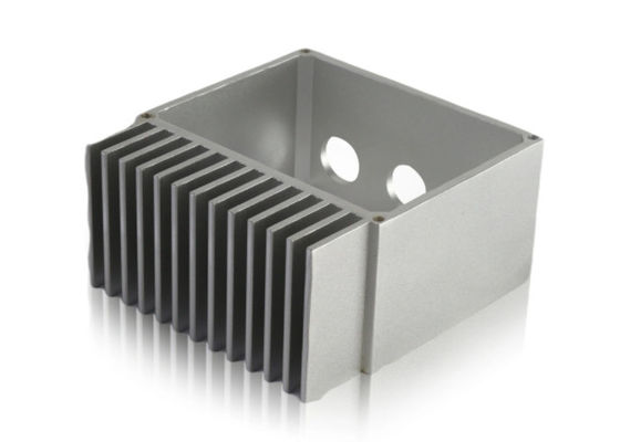 6060 Eloksallı Cnc İşleme En755 Soğutucu Ekstrüzyon Profilleri