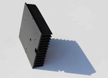 Endüstriyel Alüminyum Soğutucu Extrusions Siyah Eloksal 6063